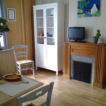 Appartement A 200 Metres Du Port De Конкарно Екстериор снимка